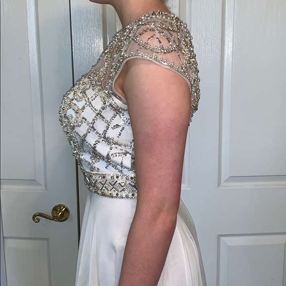 Envious Couture Prom by Karishma Creations Dress - Picture 4 of 7